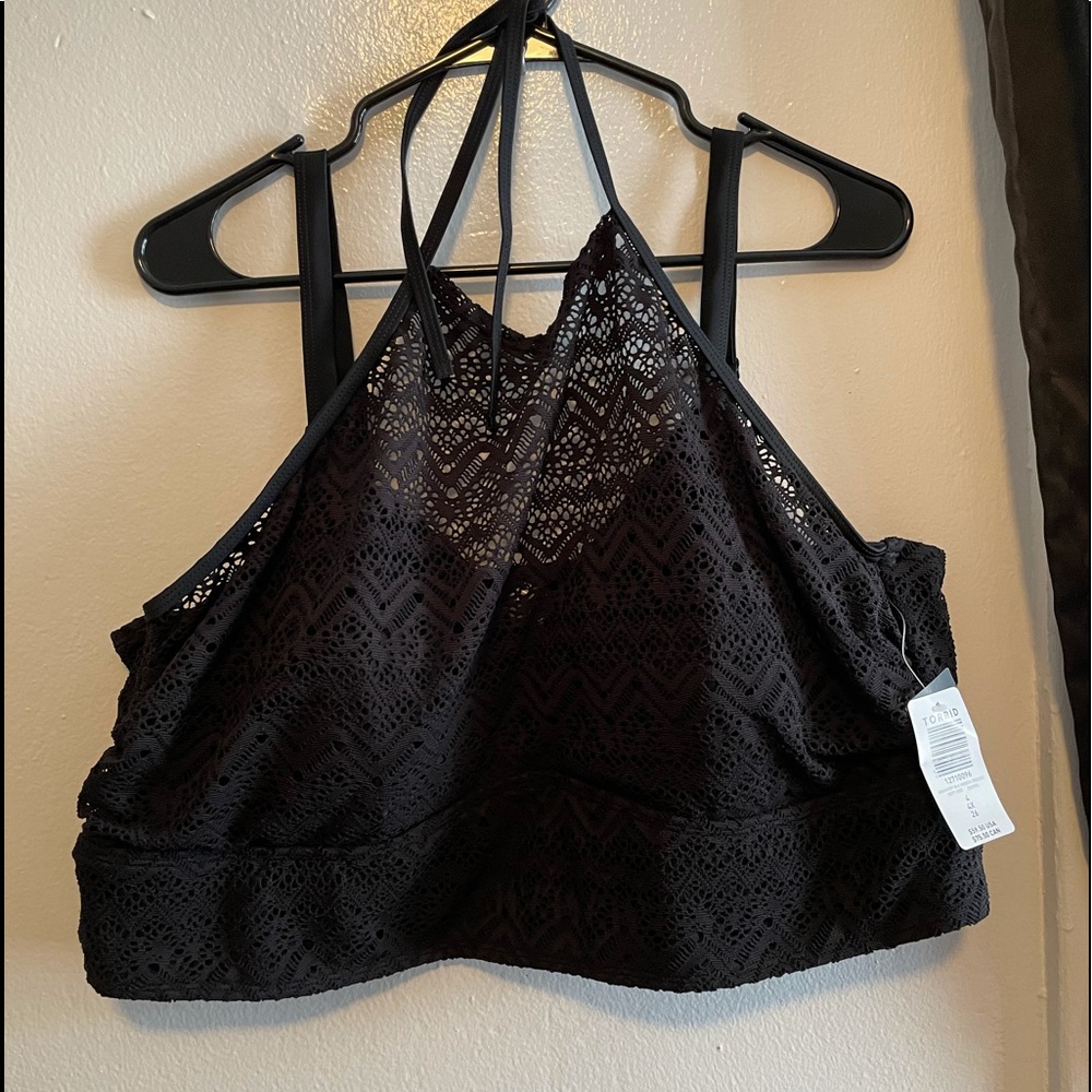 NWT Torrid plus size knit top black crochet